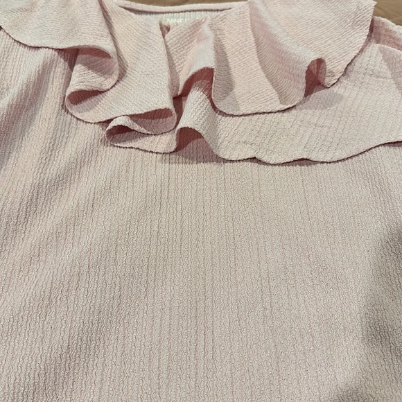 NWT Nine West pink ruffle tank top, pm. - Picture 3 of 4